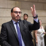 Flávio Bolsonaro lança Carlos ao Senado por Santa Catarina – Jovem Pan