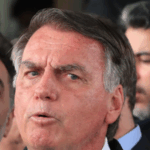 Bolsonaro continua internado após cirurgia no ombro em Brasília – Jovem Pan