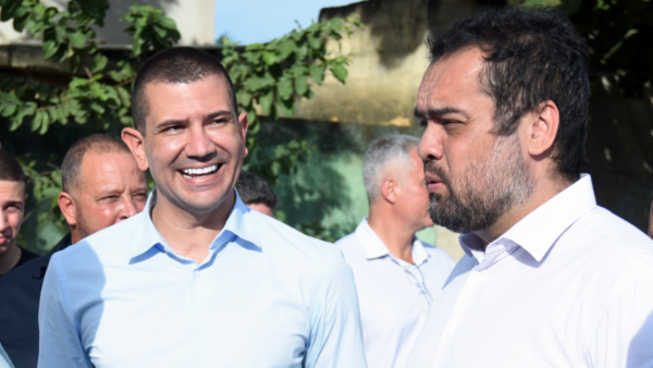 Setor de transporte de cargas se reúne com Cláudio Castro, Douglas Ruas e cúpula da segurança pública