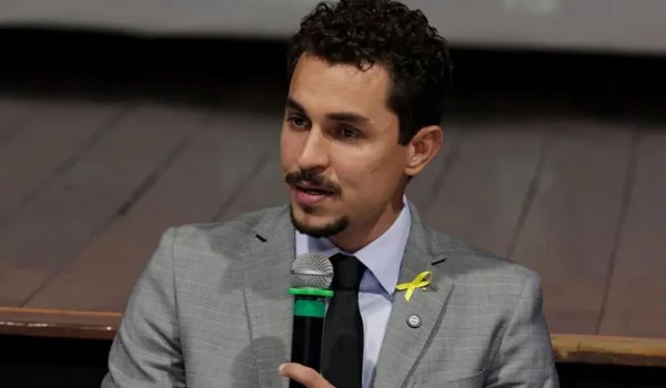 Justiça determina soltura do vereador Salvino Oliveira