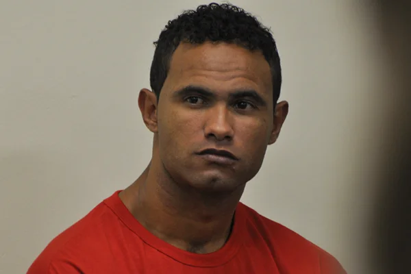 Time do goleiro Bruno se manifesta após Justiça determinar prisão