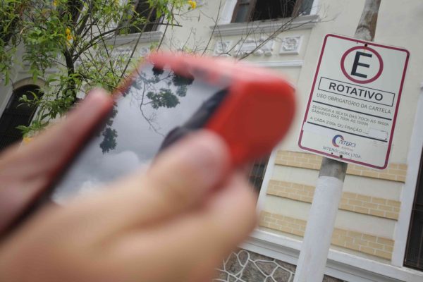 Prefeitura de Niterói recorre à Justiça para restabelecer cobrança de tarifa no estacionamento rotativo