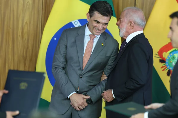 Lula e presidente da Bolívia defendem integração acima de ideologias