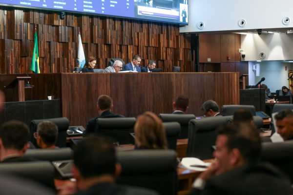 Douglas Ruas convoca deputados para tentar retirar julgamento sobre royalties do Rio da pauta do STF