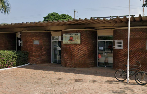 TCE-RJ cobra resposta da Prefeitura de Arraial do Cabo sobre licitação de R$ 32 milhões