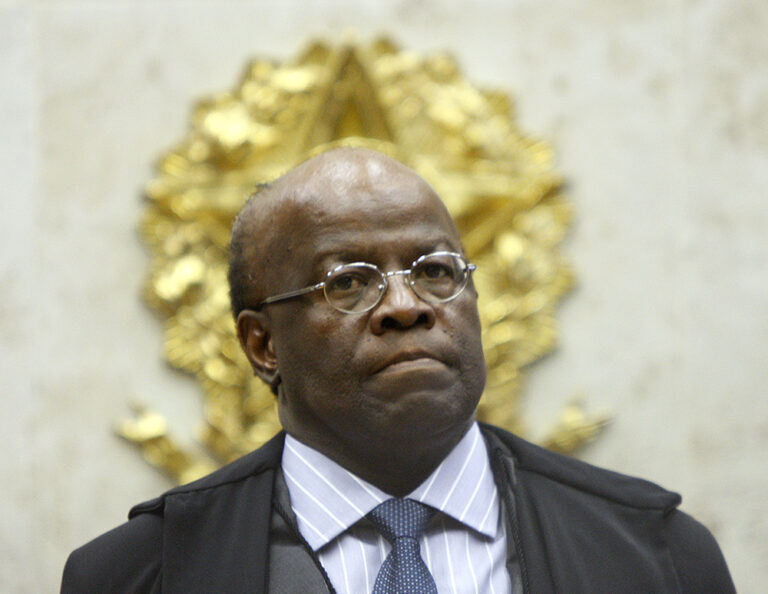 DC anuncia Joaquim Barbosa como pré-candidato ao Planalto – Jovem Pan