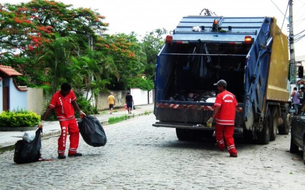 TCE-RJ mantém condenação de ex-secretários e empresa a devolverem quase R$ 15 milhões por superfaturamento