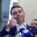 Datafolha: 88% dos eleitores de Flávio defendem candidatura após caso ‘Dark Horse’ – Jovem Pan