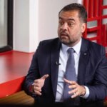 Saiba quais são os 17 alvos de operação da PF que teve buscas contra Castro