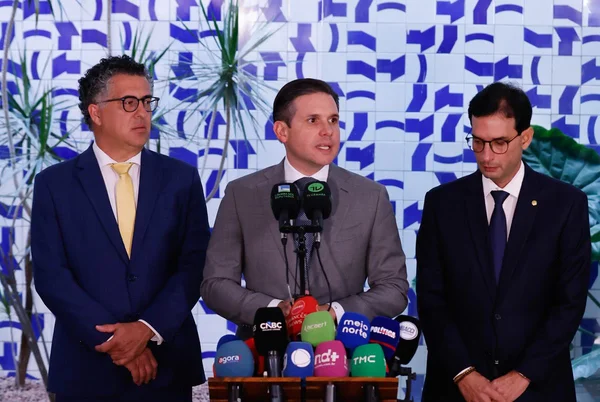 Fim da escala 6×1 entra em mês decisivo com dúvidas sobre calendário