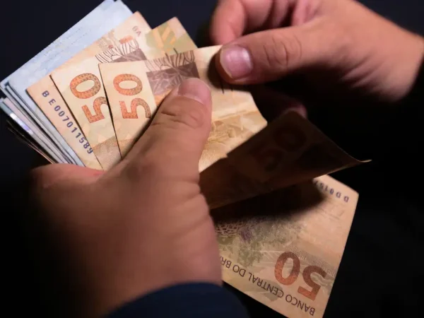 governo do estado do Rio define regras para pagamento de parcelas pendentes