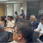 Em menos de uma semana, prefeito de Quissamã aperta a mão de três pré-candidatos a governador