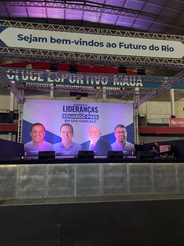 Paes desembarca em reduto de Douglas Ruas e reúne lideranças de Niterói e Maricá