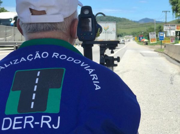 Em jogo equilibrado, nomeações assinadas por Ricardo Couto fecham o placar em 3 a 2 sobre as exonerações, com mudanças no DER-RJ