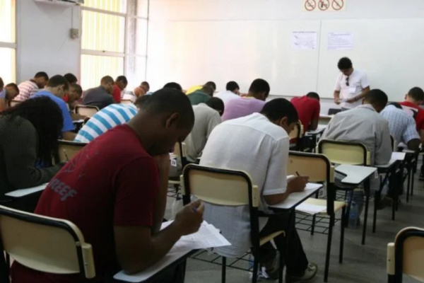 MP é acionado para investigar ausência de cotas raciais em concursos de quase 70% dos municípios do Rio