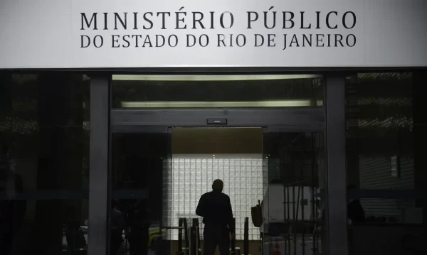 Subsecretário municipal de Turismo de Búzios é alvo de operação do MPRJ por esquema de corrupção em festas náuticas