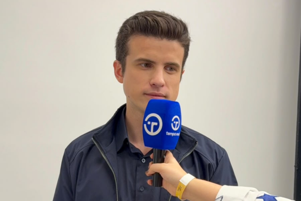 André Marinho chega à Casa Firjan para o debate desta noite (09)