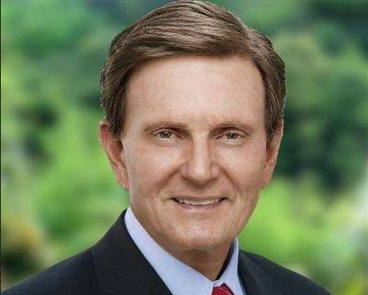 Tribunal de Justiça do Rio manda retomar ação contra Crivella por suposto uso de publicidade oficial para promoção pessoal