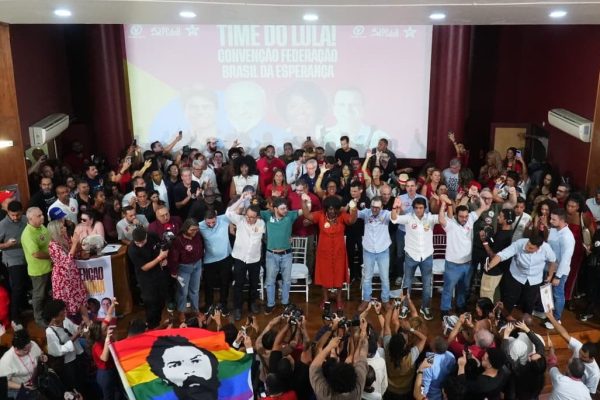 PT oficializa apoio a Eduardo Paes no Rio e convoca ato pró-Lula para 22 de agosto