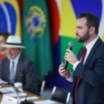 Durigan vira porta-voz de Lula em ofensiva contra Flávio na economia