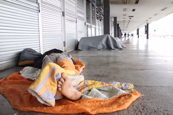 Políticas para população em situação de rua no Rio voltam a entrar na mira do MPF e de defensorias