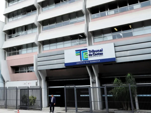 julgamento de cinco conselheiros do TCE-RJ acusados de corrupção é adiado por duas semanas