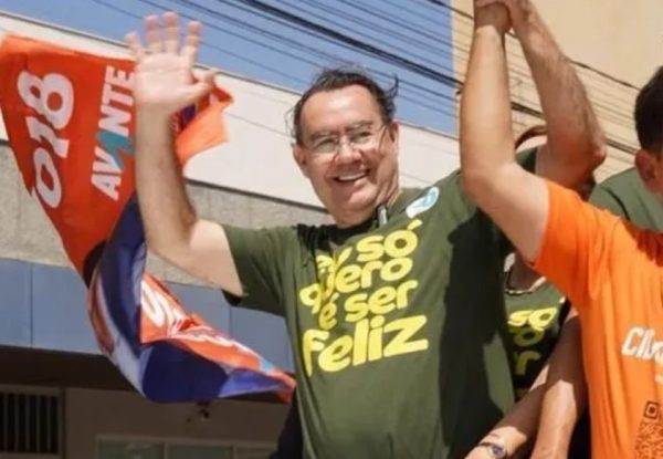 Augusto Cury escolhe Copacabana, tradicional reduto dos Bolsonaro no Rio, para caminhada do 7 de setembro