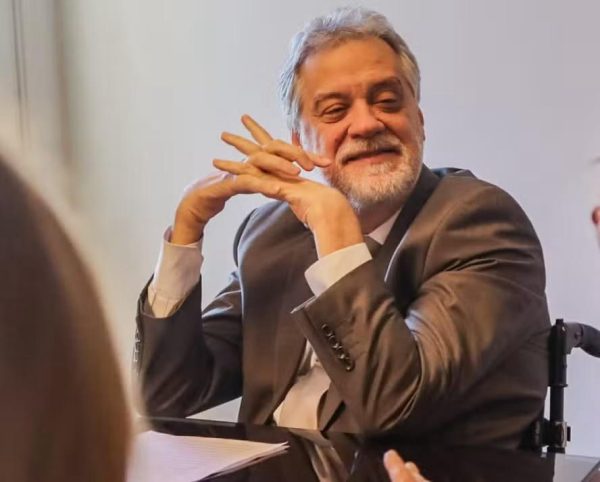 Ricardo Couto recria Secretaria de Ciência e Tecnologia e nomeia ex-reitor da UFF como novo secretário