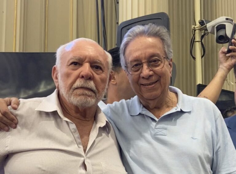 Veteranos das trincheiras políticas, Eliomar Coelho e Paulo Pinheiro acreditam que a luta continua