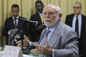 Dr. Luizinho não vai à carreata de Paes em Nova Iguaçu, mas manda um batalhão de cabos eleitorais