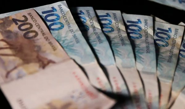 Conselho do Trabalho aprova piso salarial de até R$ 4,8 mil no estado do Rio e envia proposta ao governador para 2027