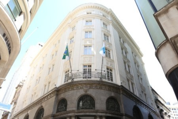 TRE-RJ recebe comunicado do TSE para retotalizar votos e excluir Garotinho da eleição