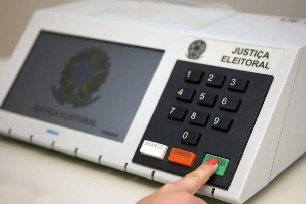 veja quem liderou as disputas para deputado federal e estadual em cada uma das 92 cidades do RJ