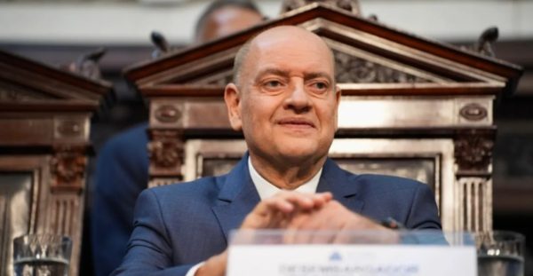 Couto e Casa Civil assinam mais uma onda de nomeações, com destaque para o novo subsecretário da Secretaria de Ciência e Tecnologia